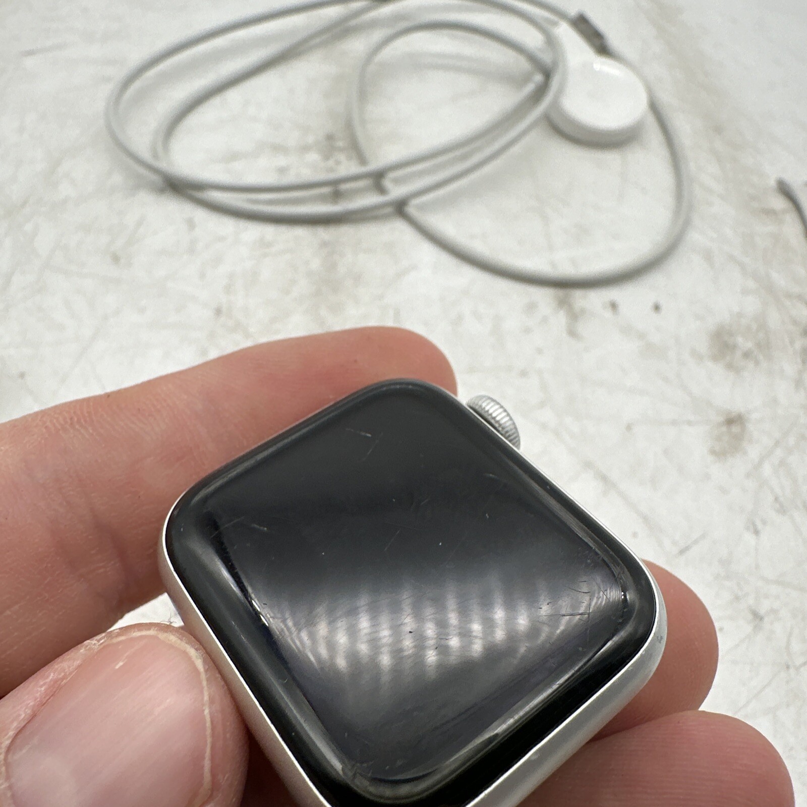 Apple Watch Series 5 A2094 LTE 40MM Silver