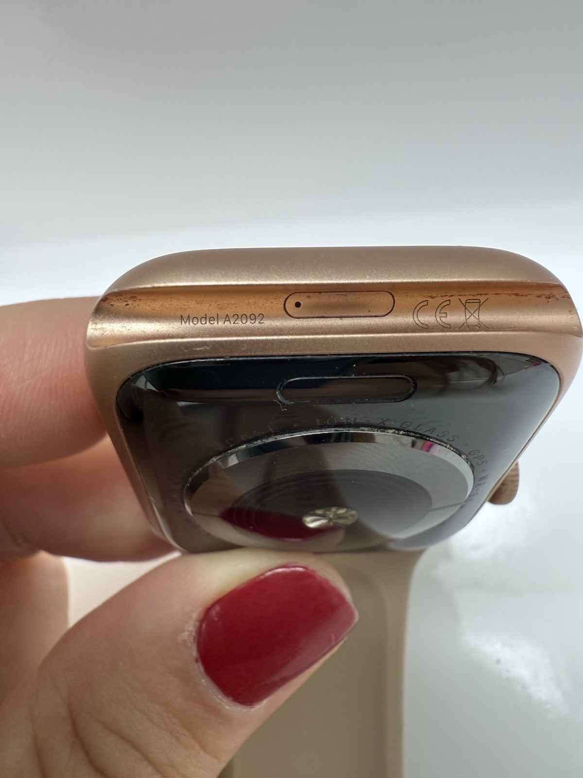 Apple Watch Series 5 40mm (GPS) Rose Gold – A2092 W/ Band LOCKED For Parts Only