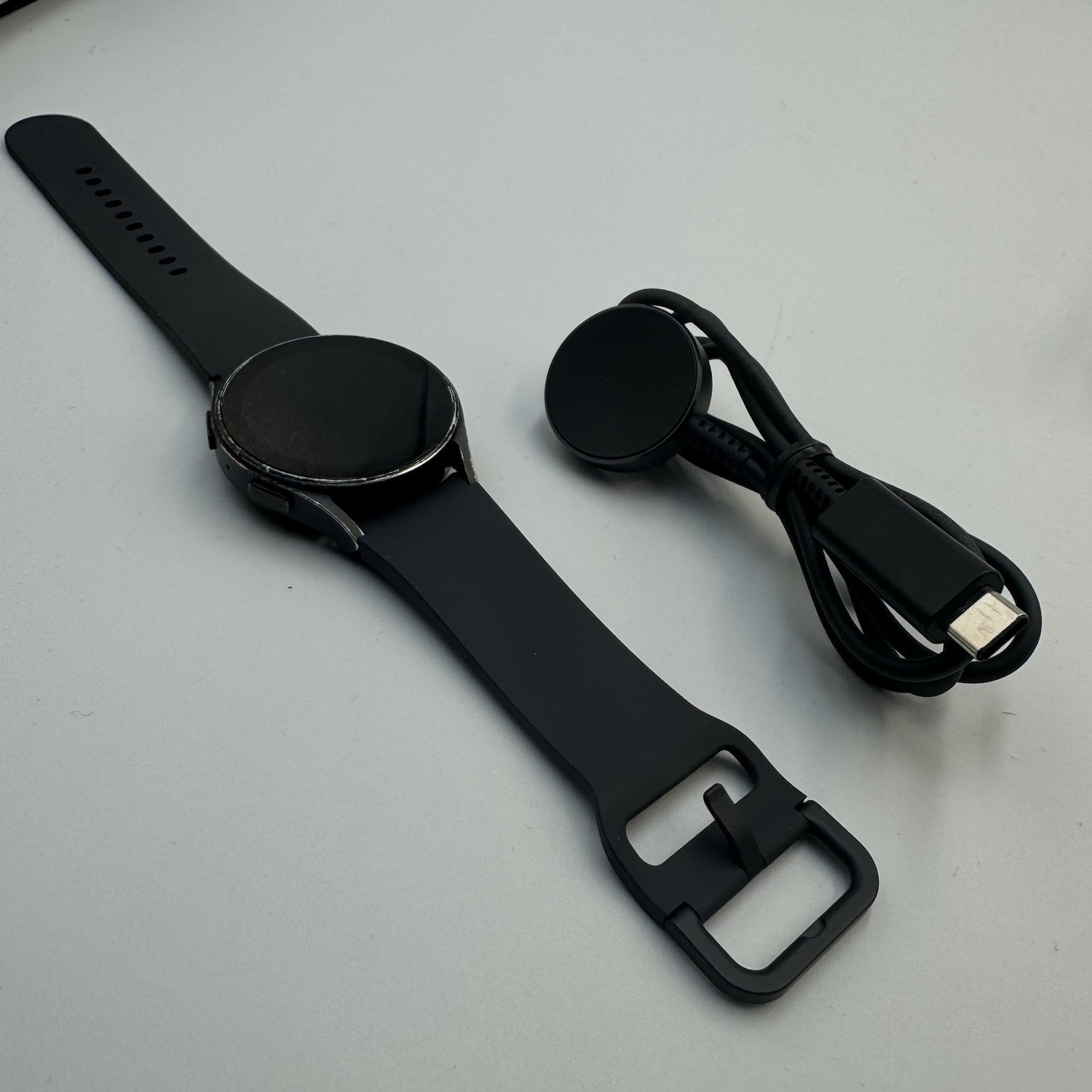 Samsung Galaxy Watch5 40mm SM-R900 Black Bluetooth Tested No Lock