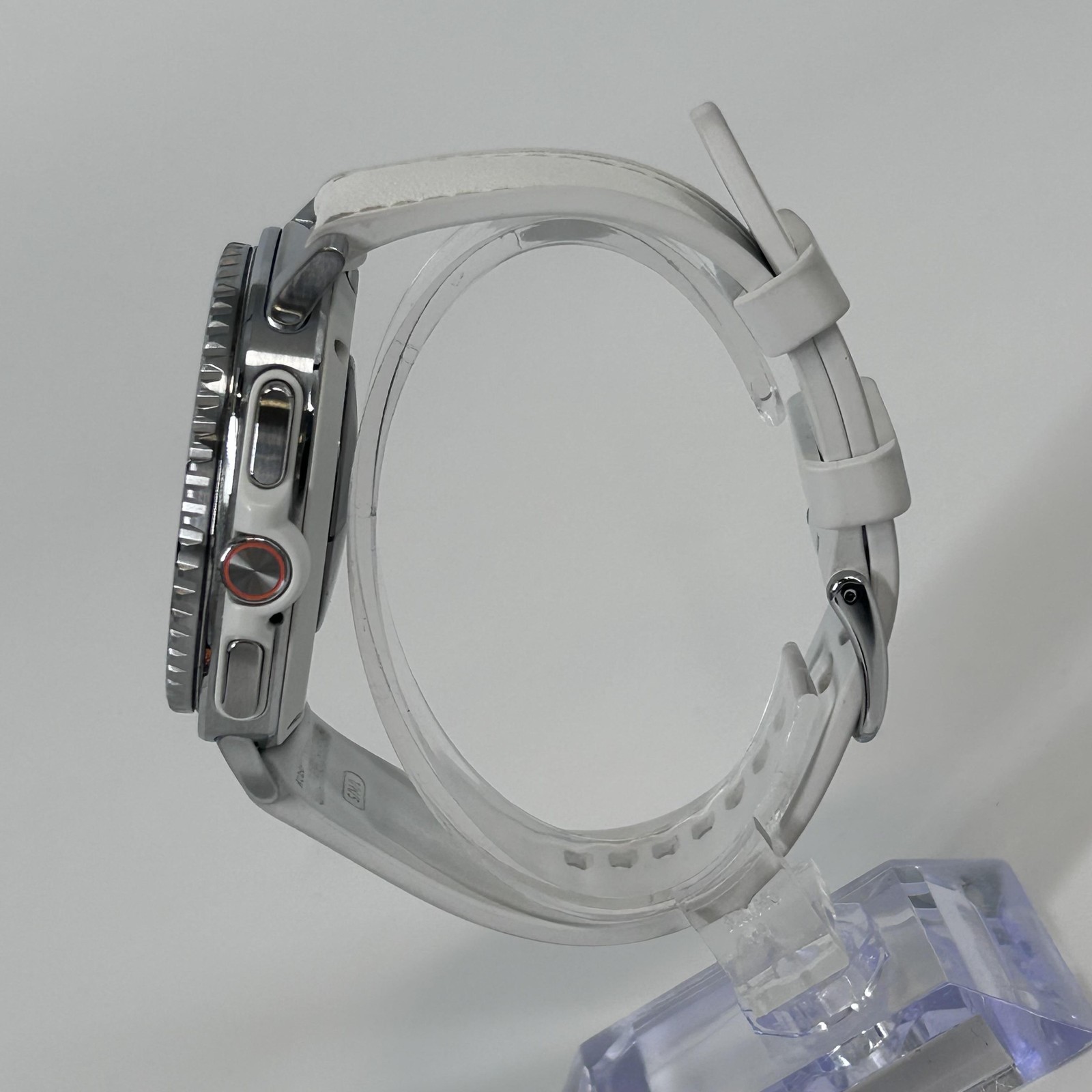 Samsung Galaxy Watch8 Classic 46mm White Stainless Steel (GPS) w/ Band-Excellent