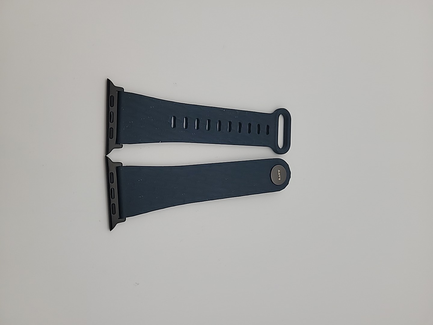 LAUT – Active Watch Strap for Apple Watch 42/44mm – Navy Blue