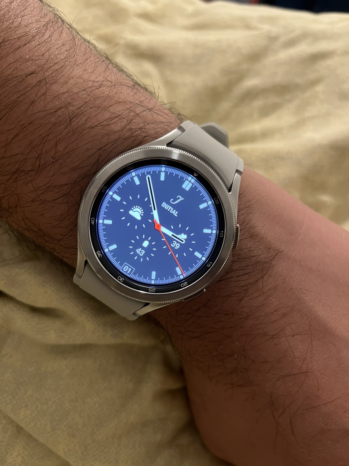 Samsung Galaxy Watch4 Classic SM-R895 46mm Stainless Steel Case with Ridge-Sport