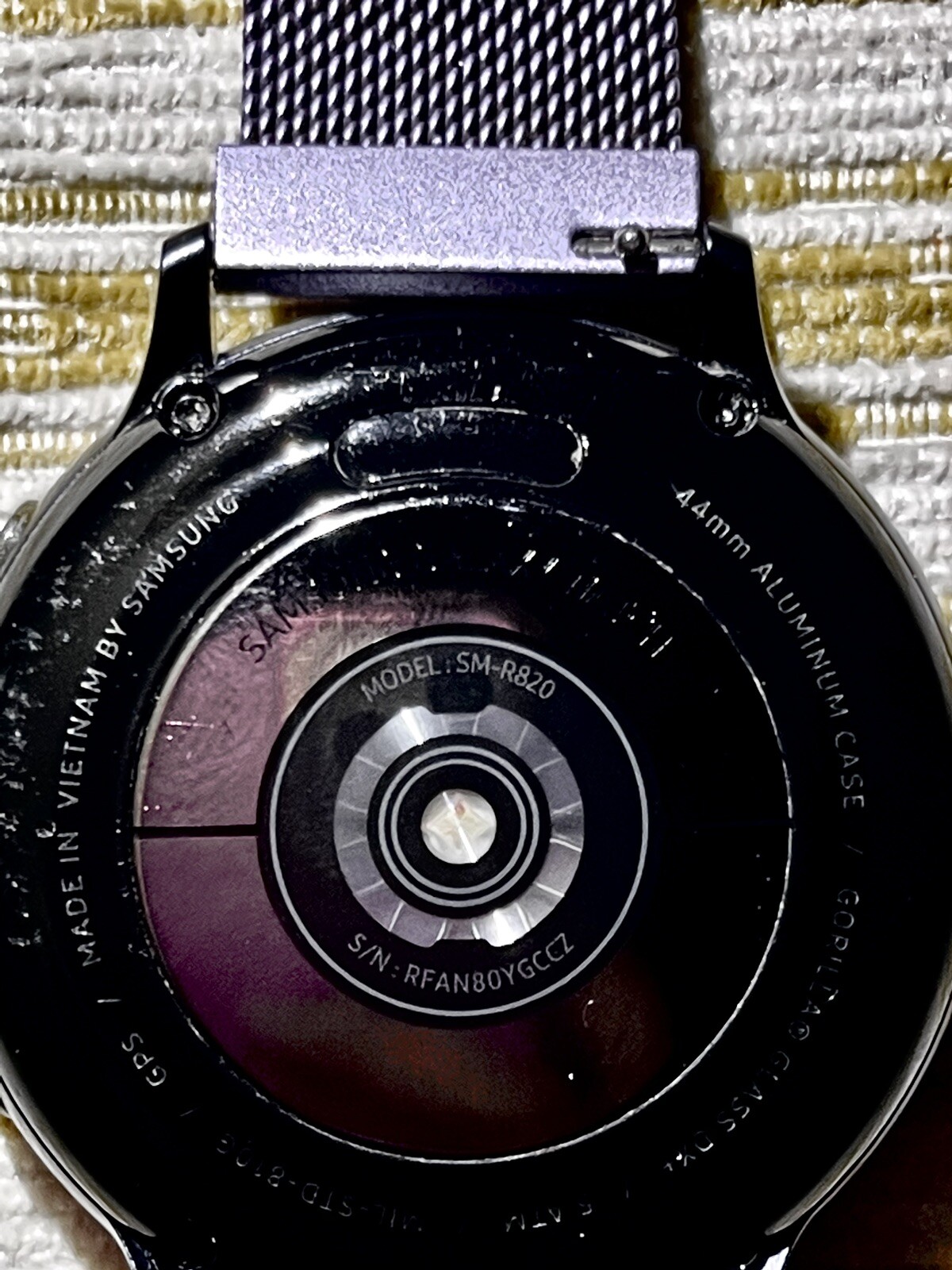 Samsung Galaxy Watch Active 2 44mm Aluminum Case with Magnetic Band