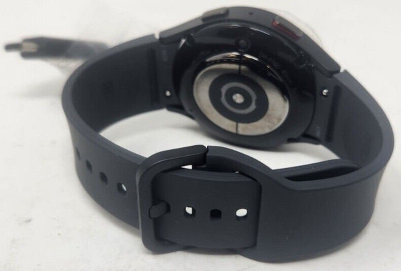 Samsung Galaxy Watch5 SM-R900, 40mm Black – Ships Today!