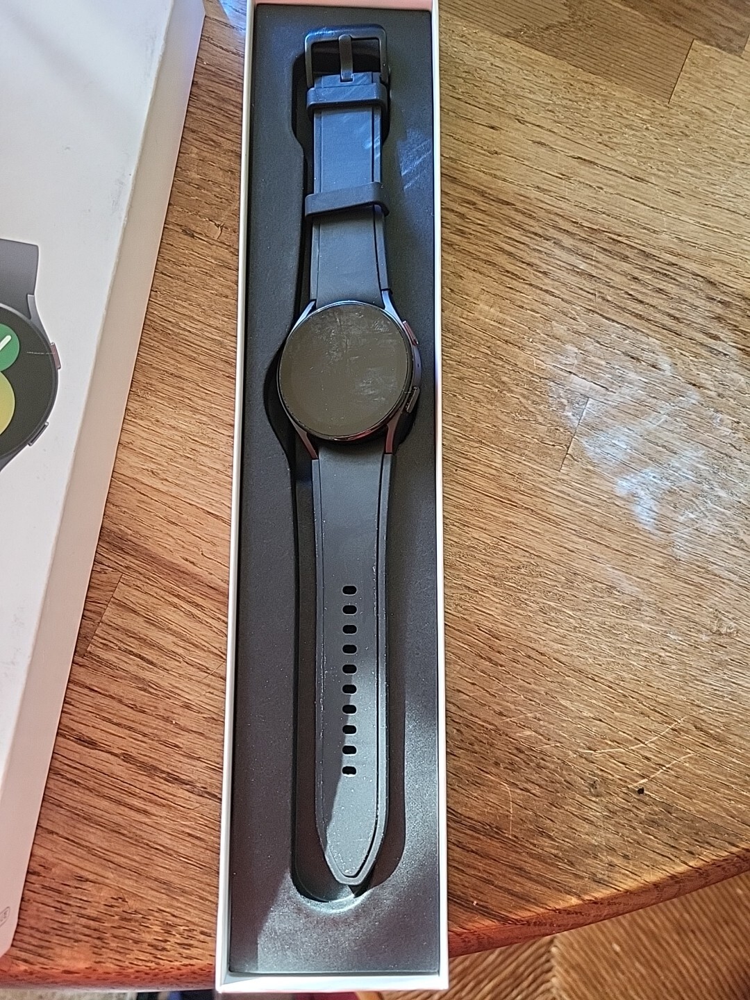 Samsung Galaxy Watch5 40 mm Face 20 mm Standard Strap with 3 free extra straps