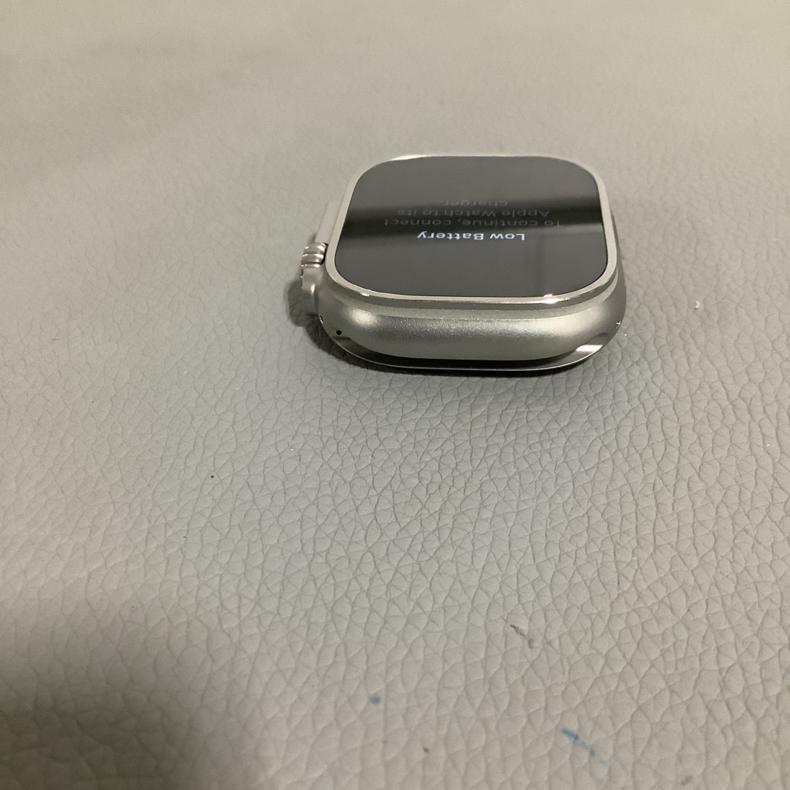 Apple Watch Ultra 3 49mm Titanium- 64GB, GPS, Cellular- Ocean Band (HH90NQNPRF)