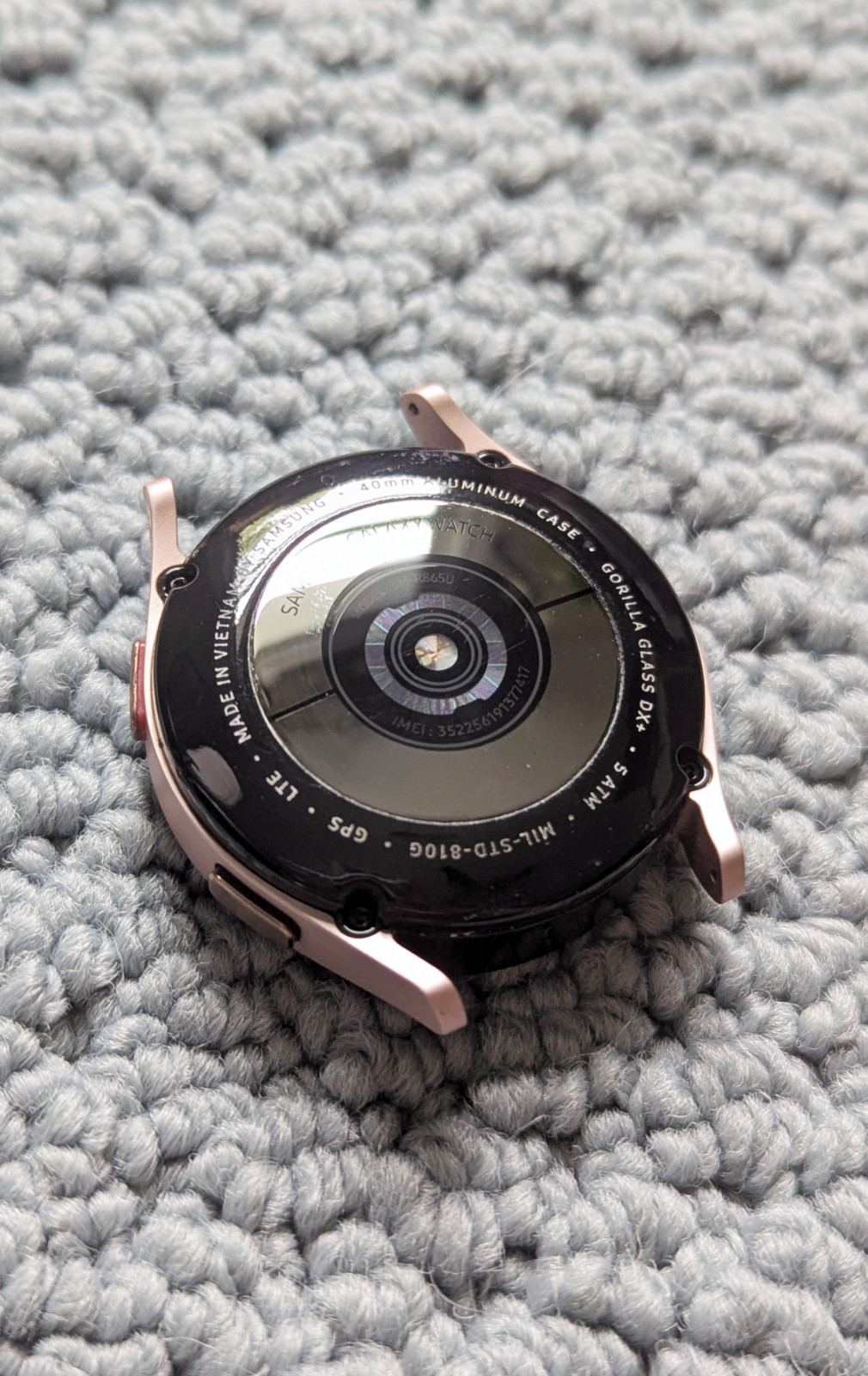 Samsung Galaxy Watch4 SM-R860 40mm Bluetooth and Wifi Smart Watch – Pink Gold