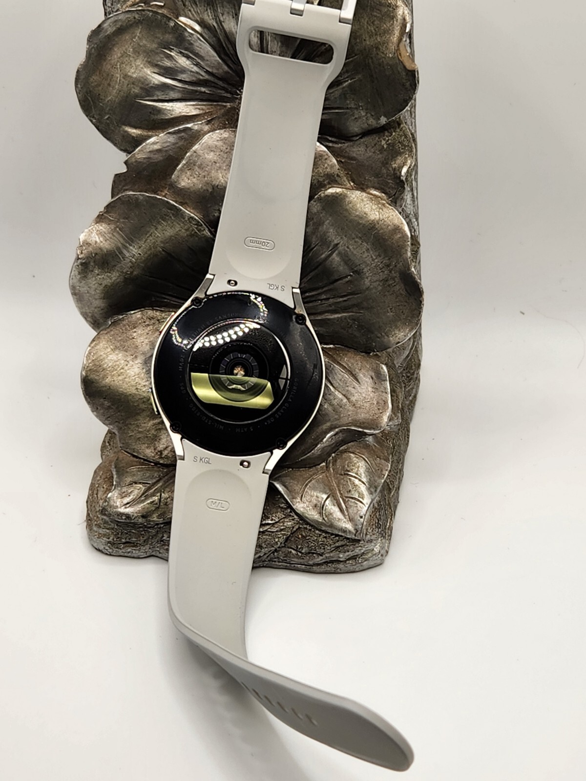 Samsung Galaxy Watch 4,44mm Smartwatch SM-R870 Silver Bands,used ,good shape#155