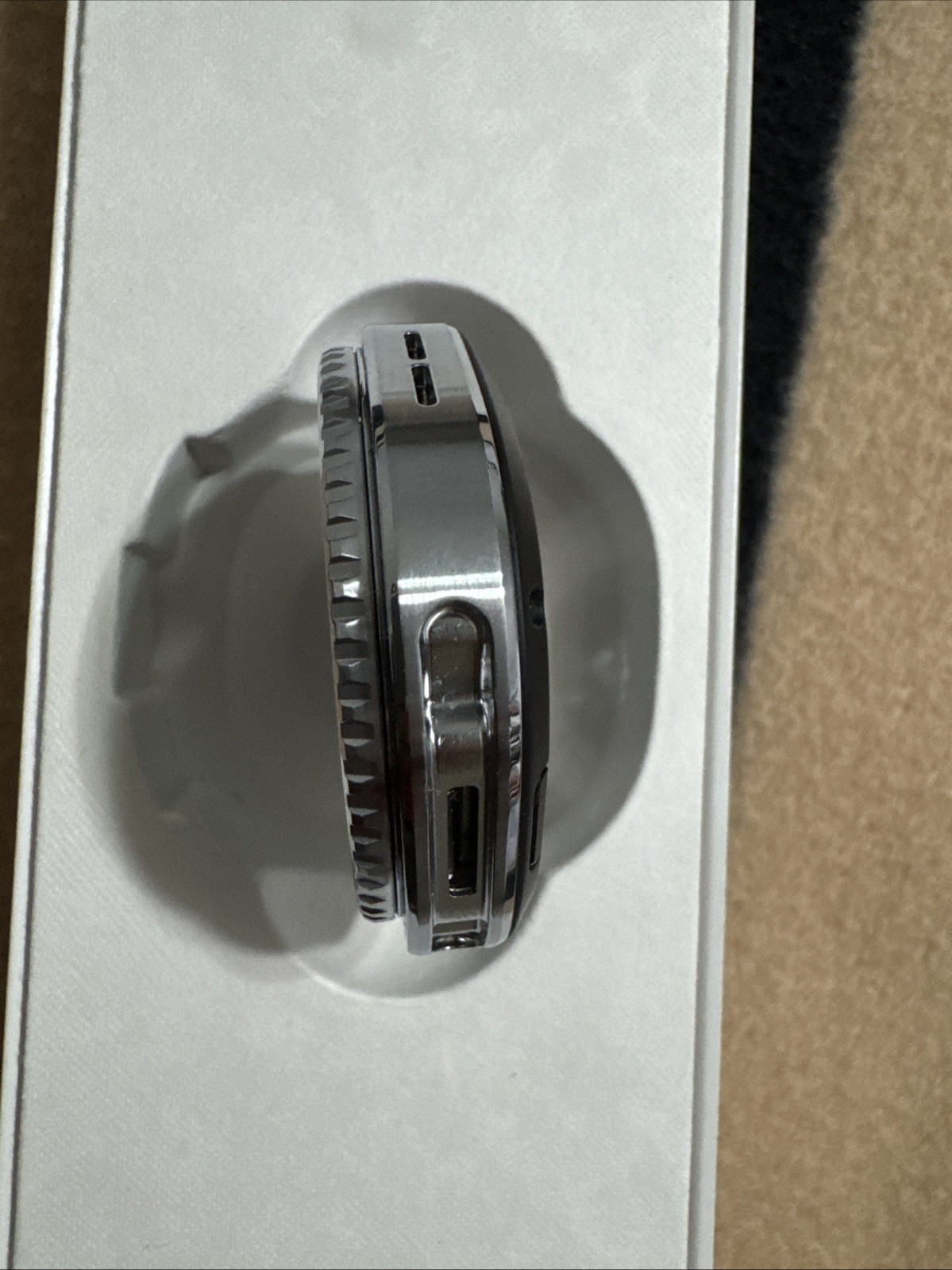 Samsung Galaxy Watch8 Classic 46mm (SM-L505U) LTE | Bluetooth | Wi-Fi – NEW!