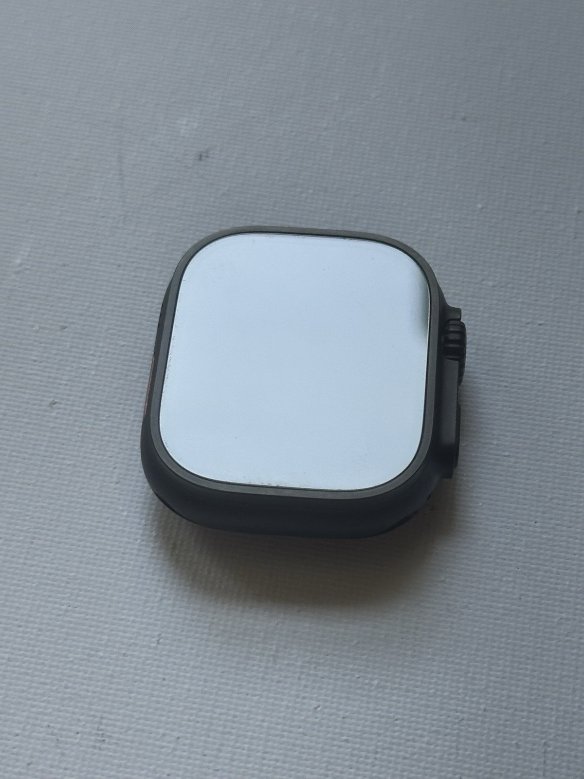 Apple Watch Ultra 3 49mm GPS + Cellular Titanium w/ No OEM Band – Unlocked