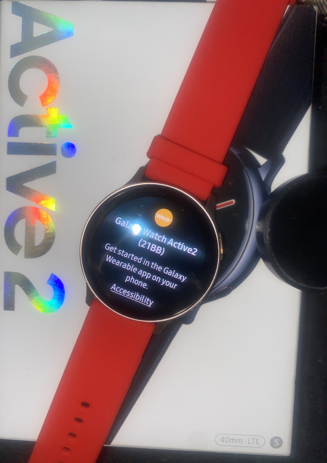 Samsung Galaxy Active 2 Smartwatch GOLD 40mm Shwroom Model +Band & cord *No Box