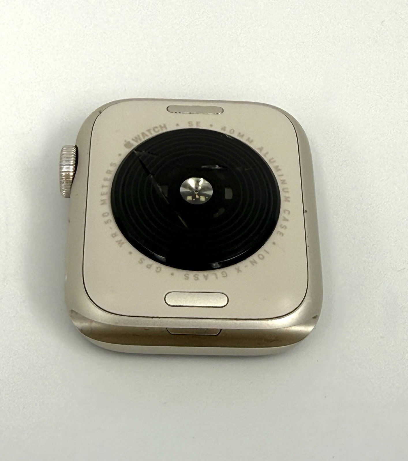 Apple Watch SE (2nd Generation) 40mm GPS 32GB Silver Aluminum Case