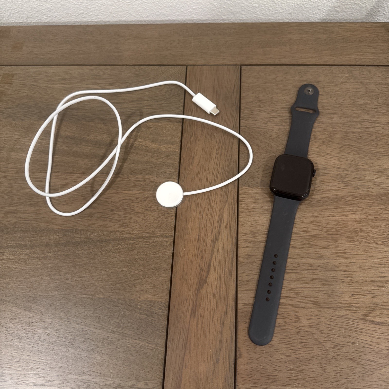 Apple Watch Series 7 (45 mm, Model A2474) – Barely Used – Excellent Condition