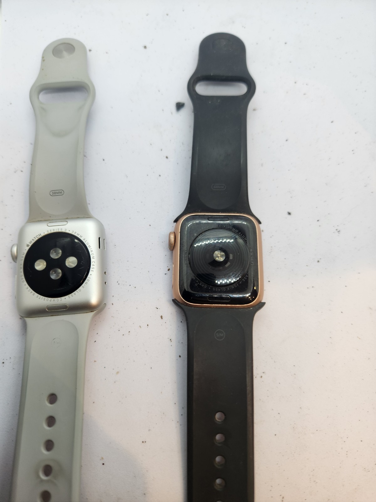 Apple Watch SE 44mm Gold & Series 3 38mm Silver Lot + Leather Band – Untested