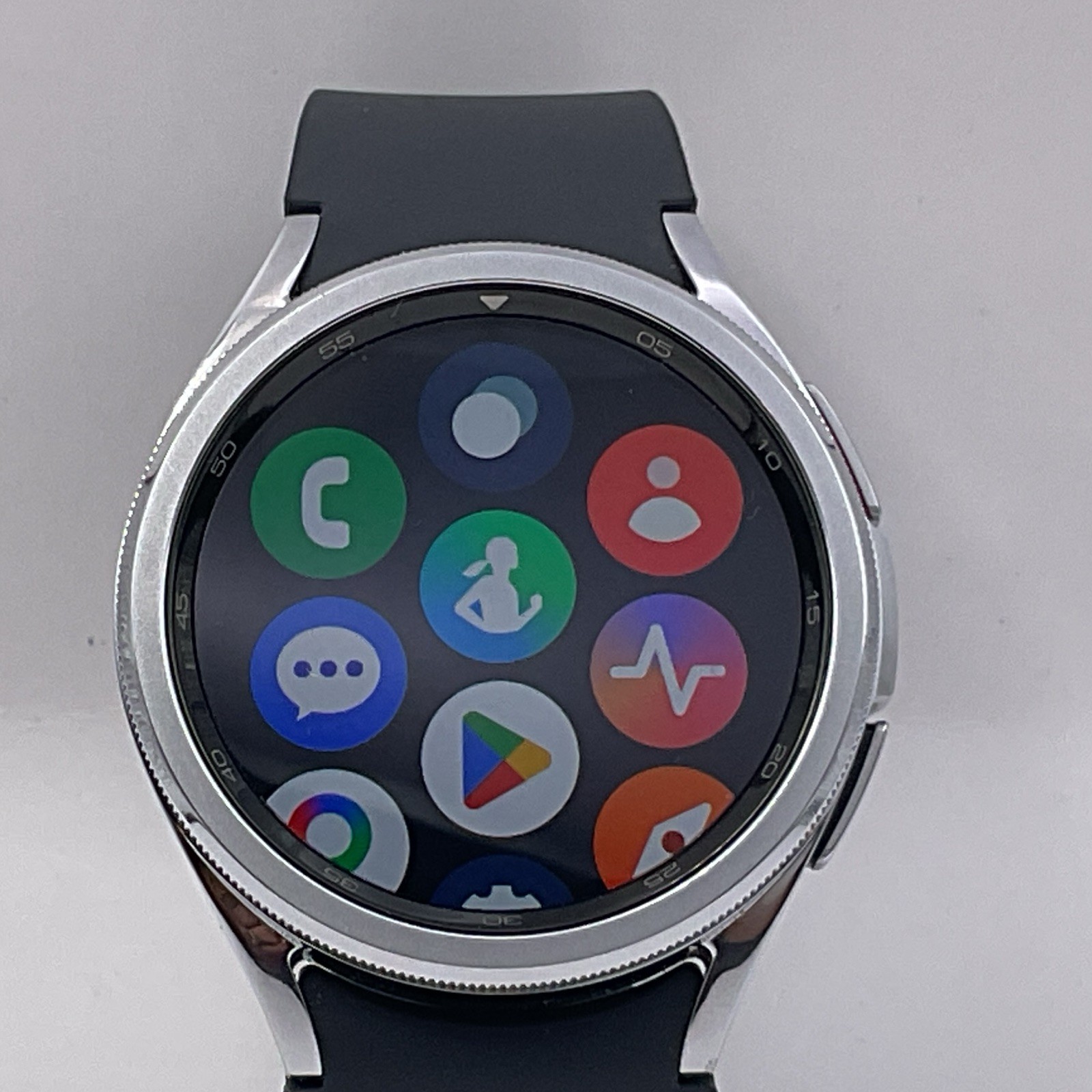Samsung Galaxy Watch6 Classic 43mm SM-R950 GPS Stainless Steel Smartwatch Black