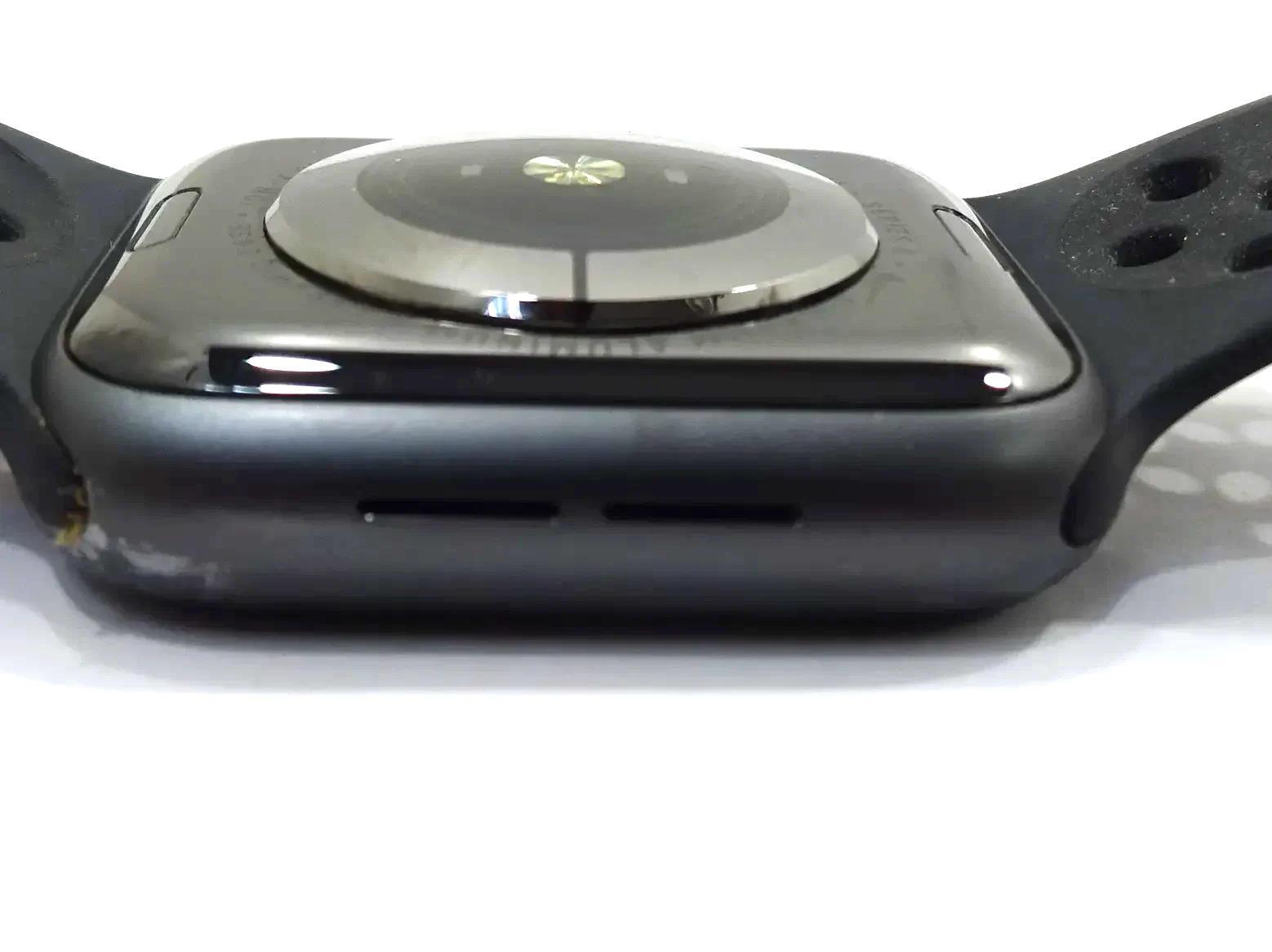 APPLE Watch Series 4 GPS – 44MM Aluminum Case A1978 – Black