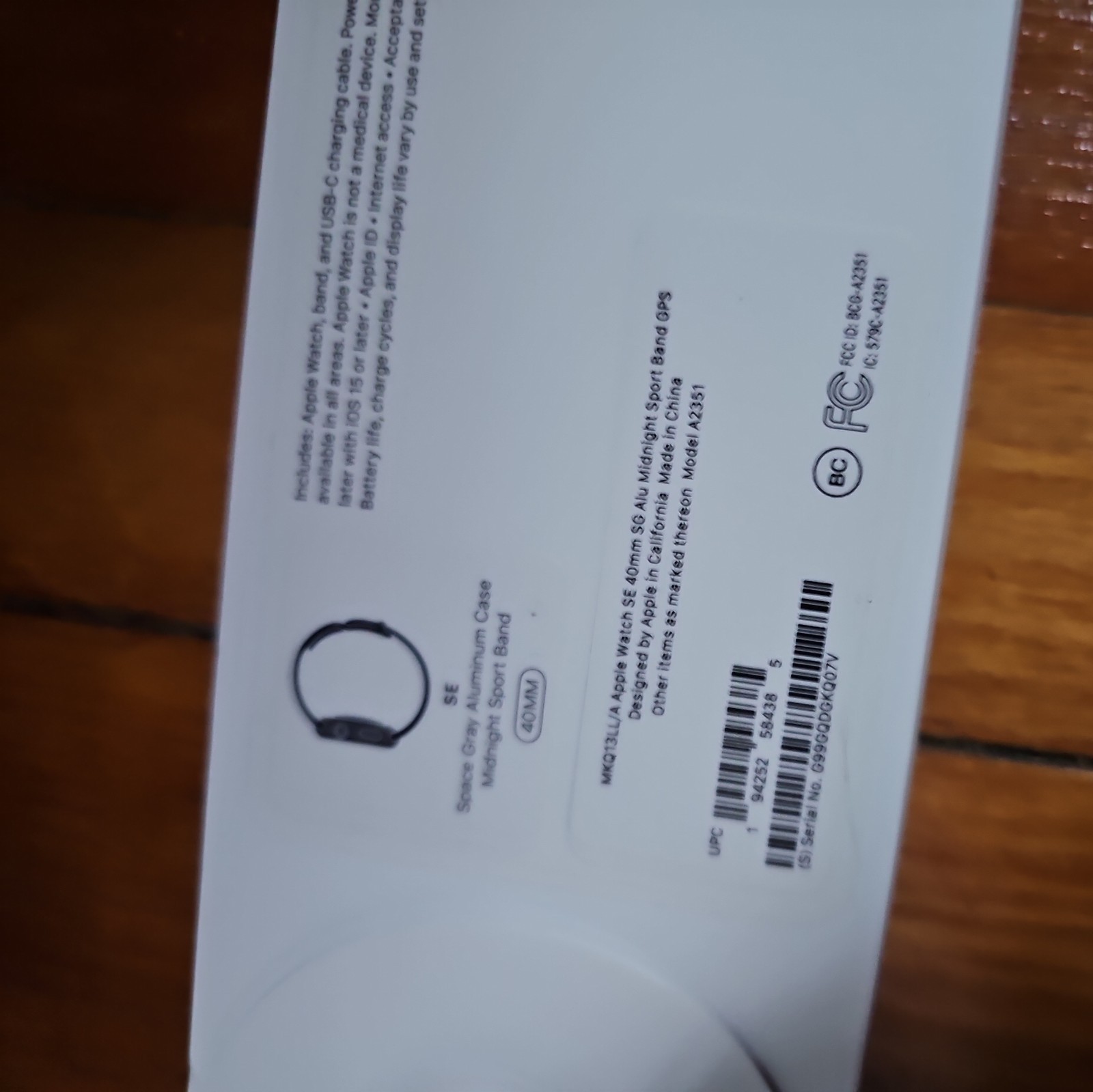 Apple Watch SE 40mm Space Gray Aluminum Case Midnight Sport Band – MKQ13LL/A