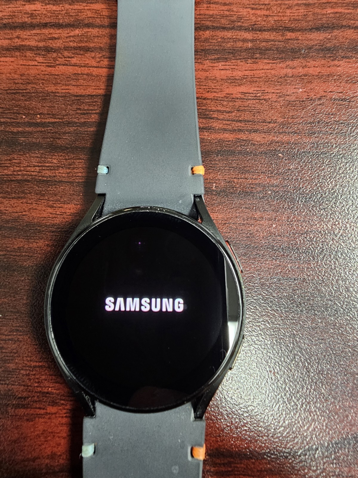 Samsung Galaxy Watch FE 40mm SM-R861 Black Bluetooth GPS Smartwatch.