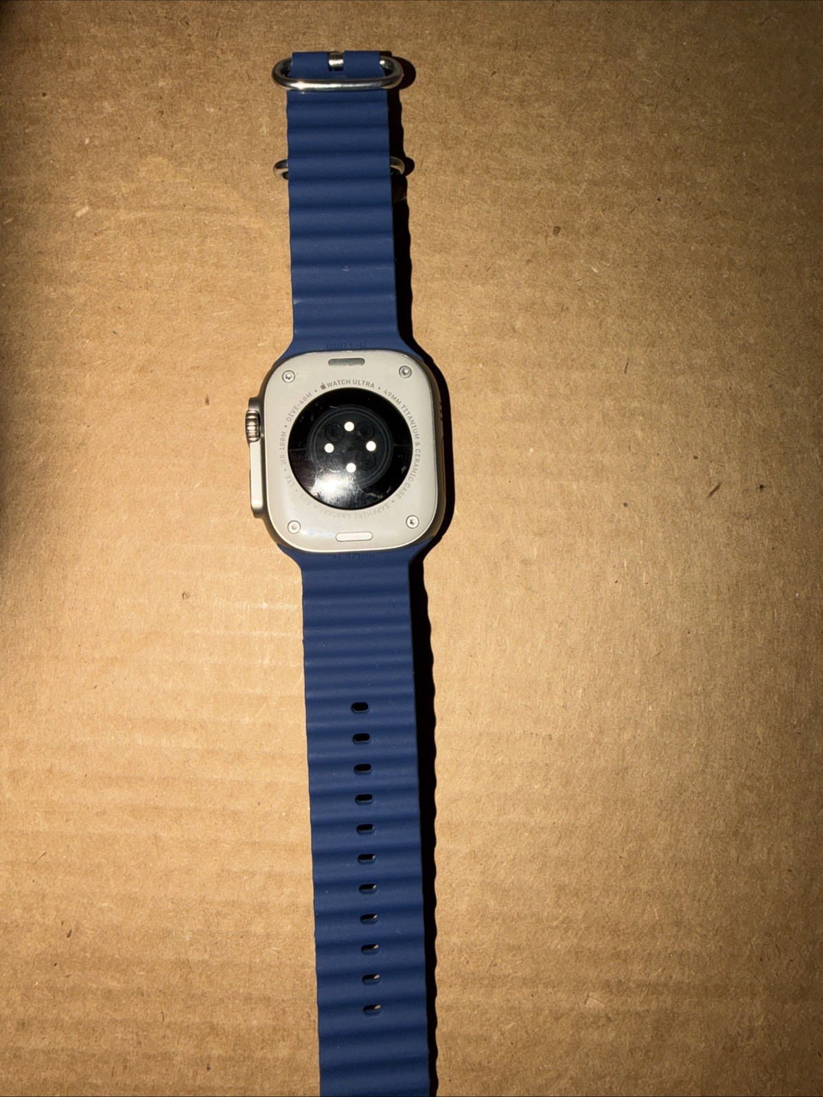 Apple Watch Ultra 2 49mm TitaniumCase – Blue MREG3LLA (Unlocked)