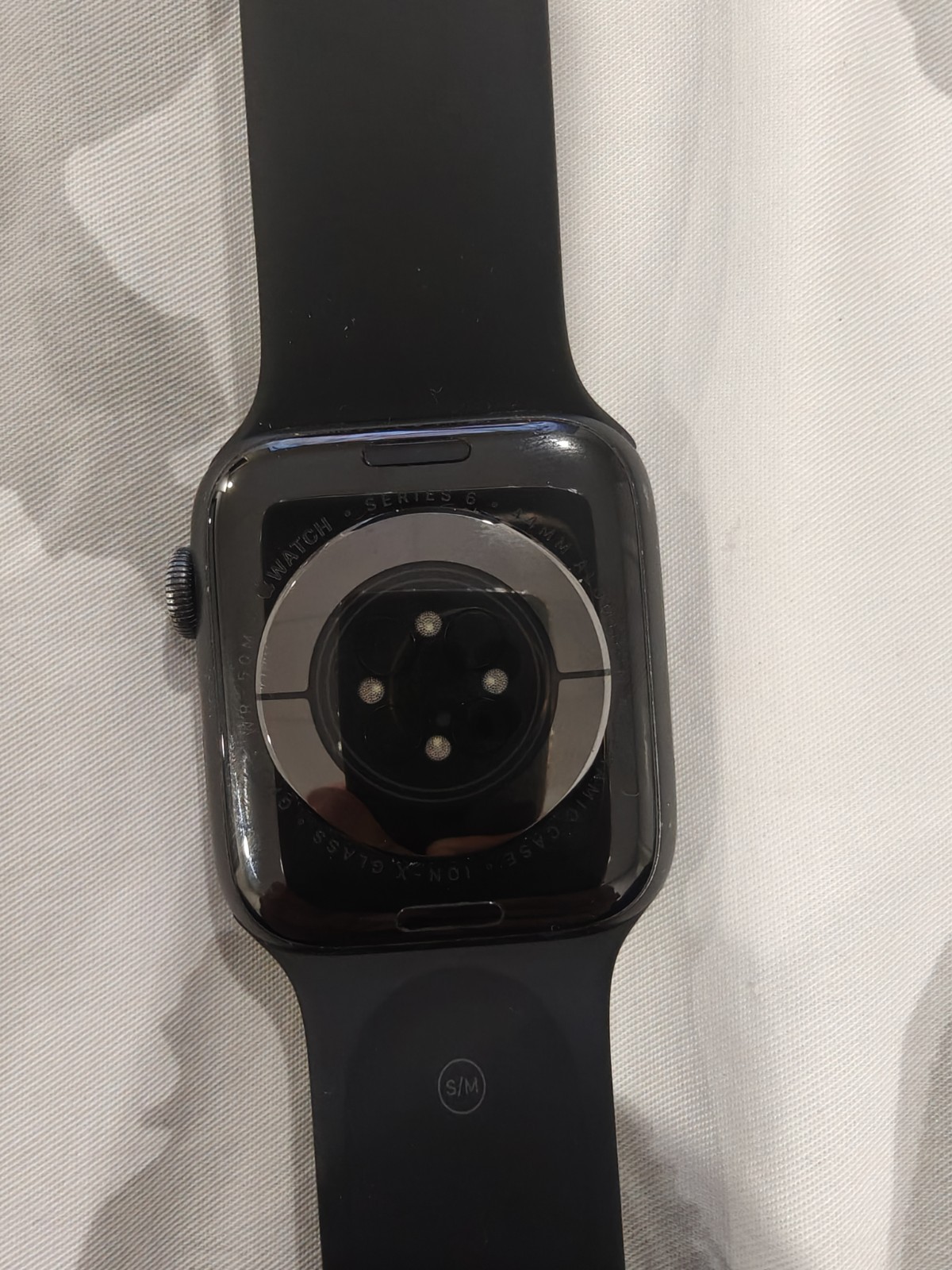 GPS Only Apple Watch Series 6 44MM Space Gray Aluminum Case A2292