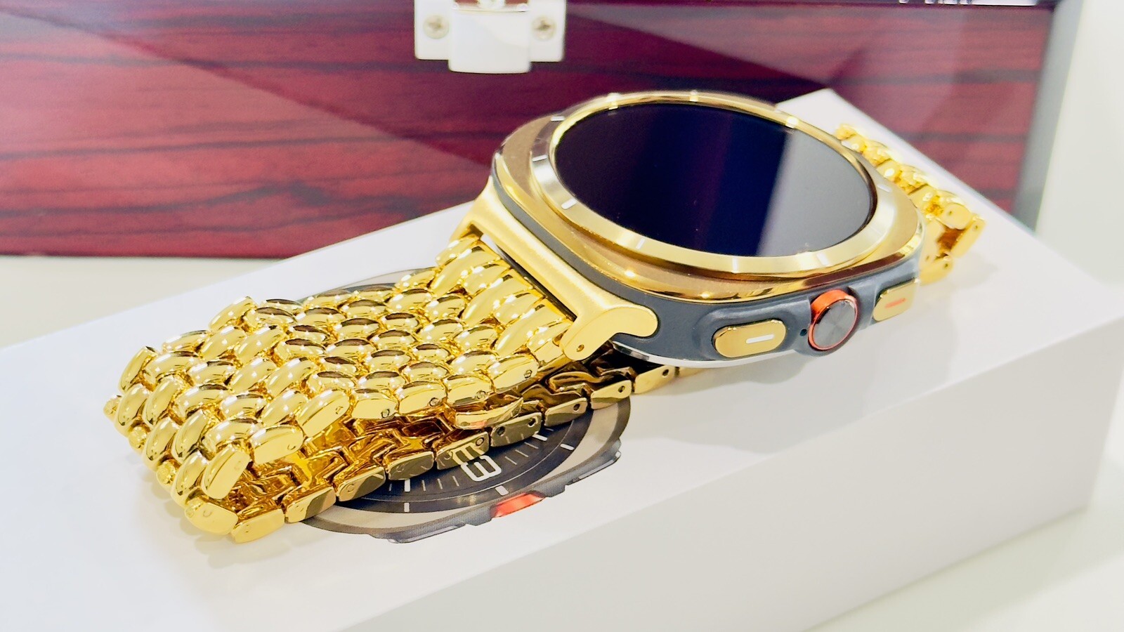 CUSTOM GOLD Samsung Galaxy Watch Ultra Black 47mm 24k Gold Plated Links Band
