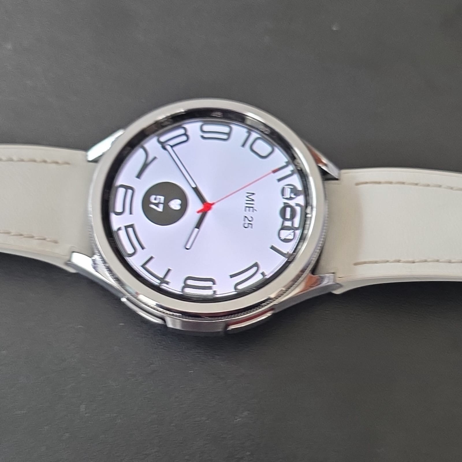 Samsung Galaxy Watch6 Classic 47mm Stainless Steel Case with Hybrid Band