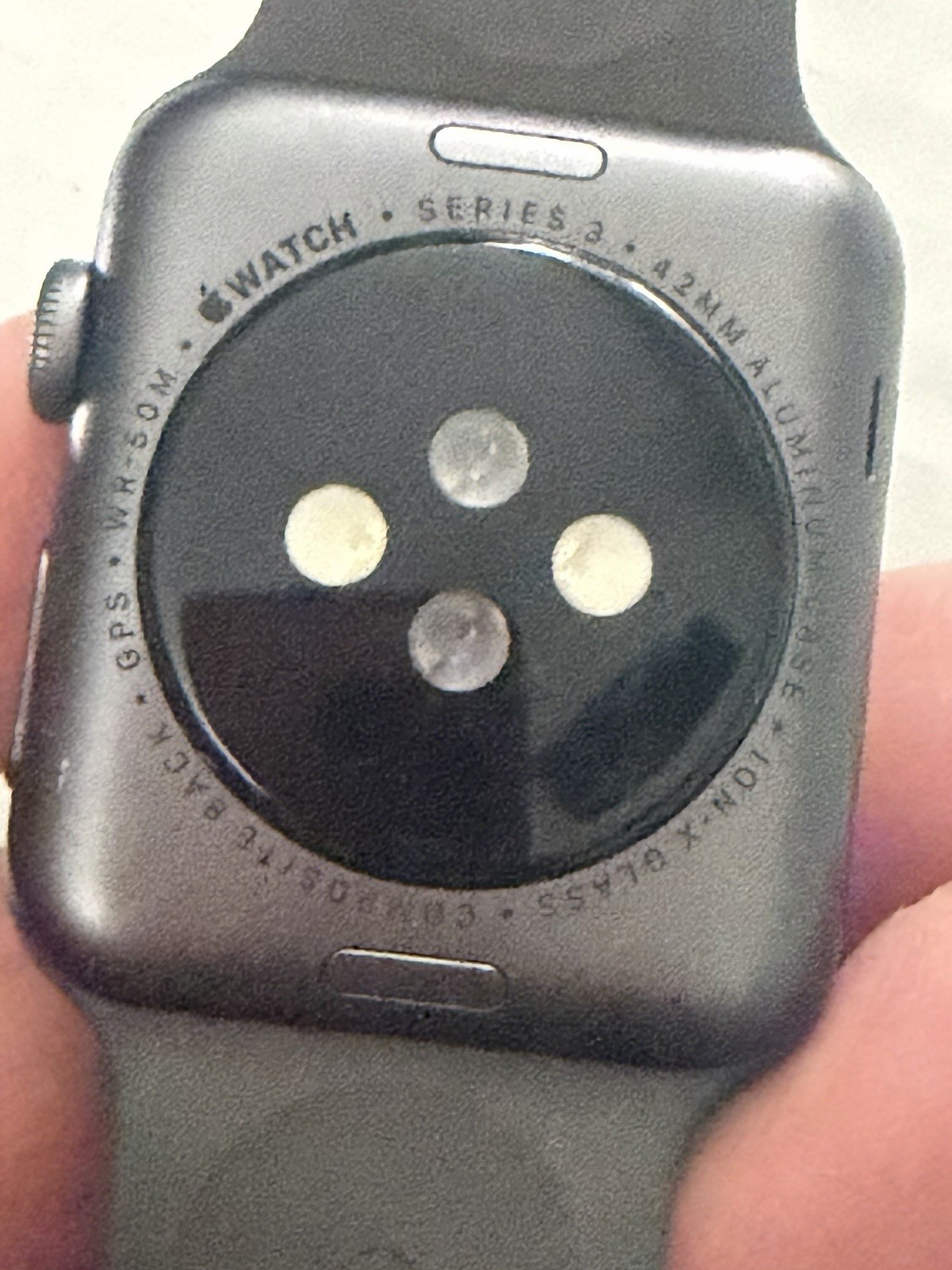 Apple Watch Series 3 42mm LOCKED read description