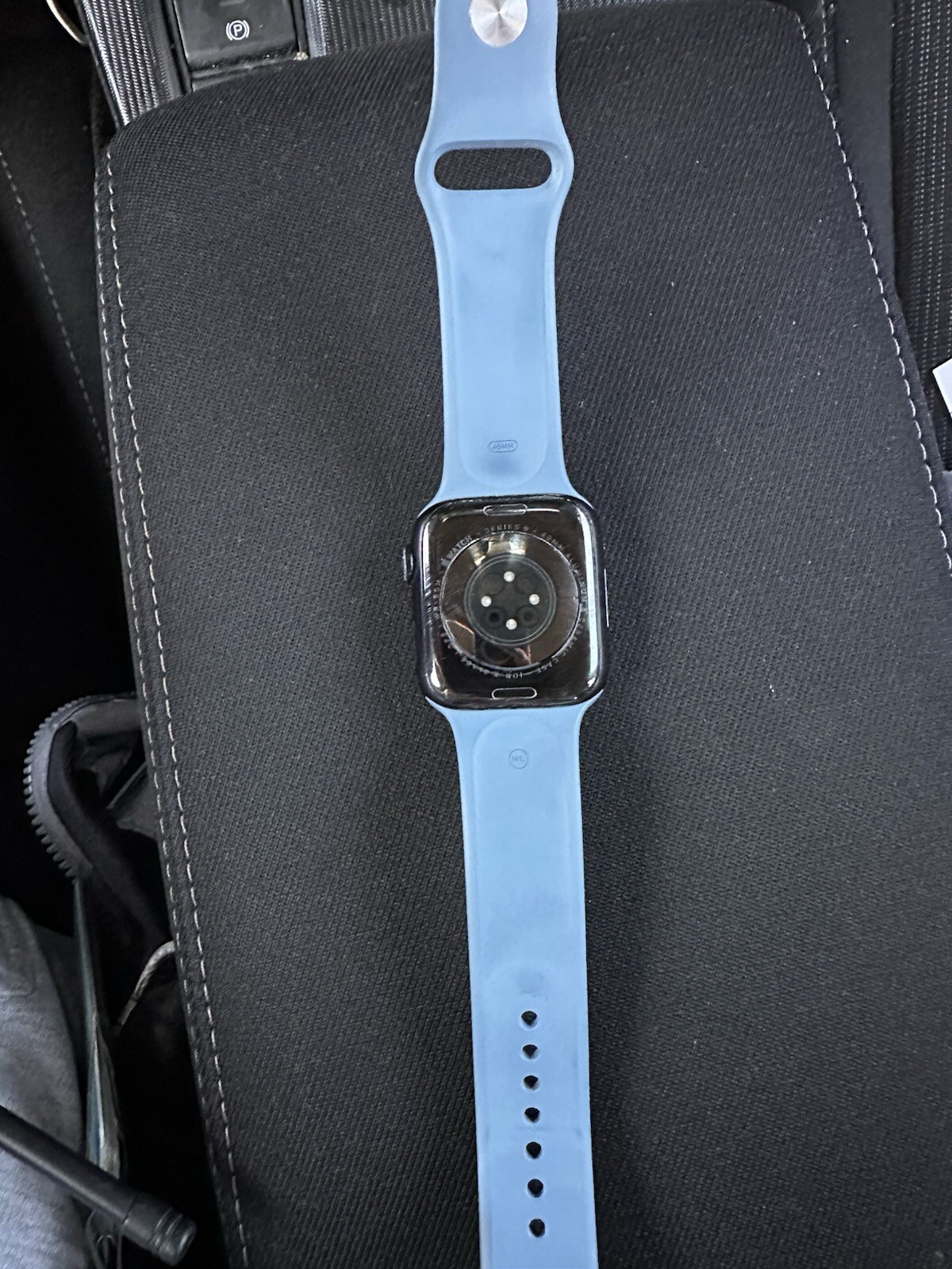 Apple Watch Series 9 45mm Aluminum Case with M/L Sport Band – Midnight (GPS)
