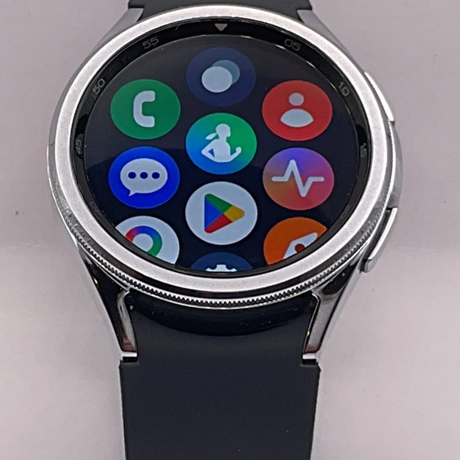 Samsung Galaxy Watch6 Classic 43mm SM-R950 GPS Stainless Steel Smartwatch Black