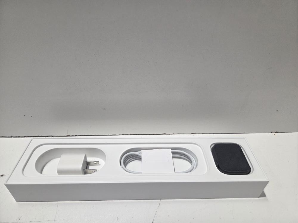 AS IS APPLE WATCH SERIES 5 A2093 (P22018322)