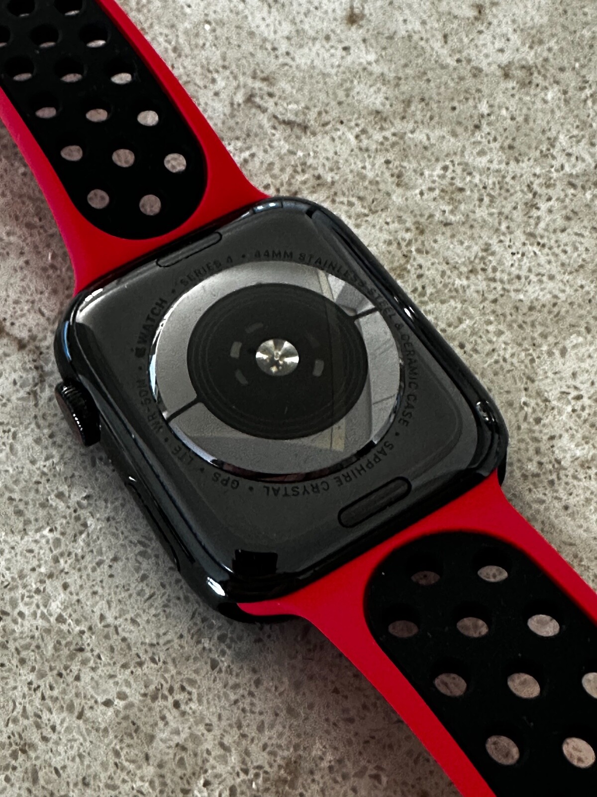 Apple Watch Series 4 44 mm S/S Case with Red/Black Sport Band GPS+ CEL