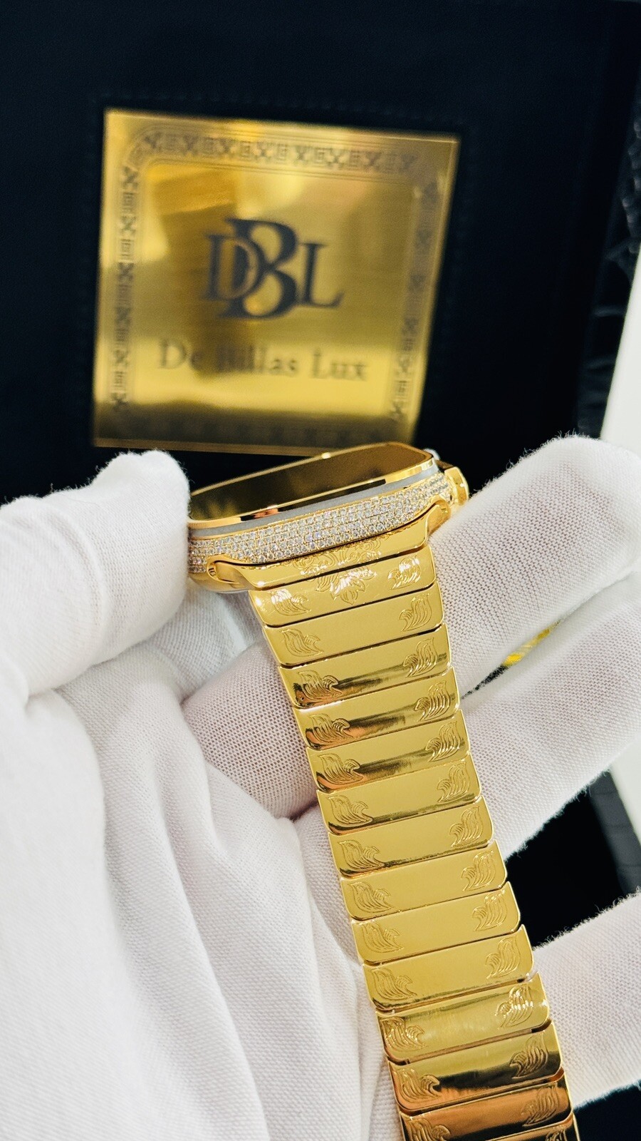 24k Gold Plated Apple Watch ULTRA 3 49mm Zircon Diamonds Engraved 24k Gold Band