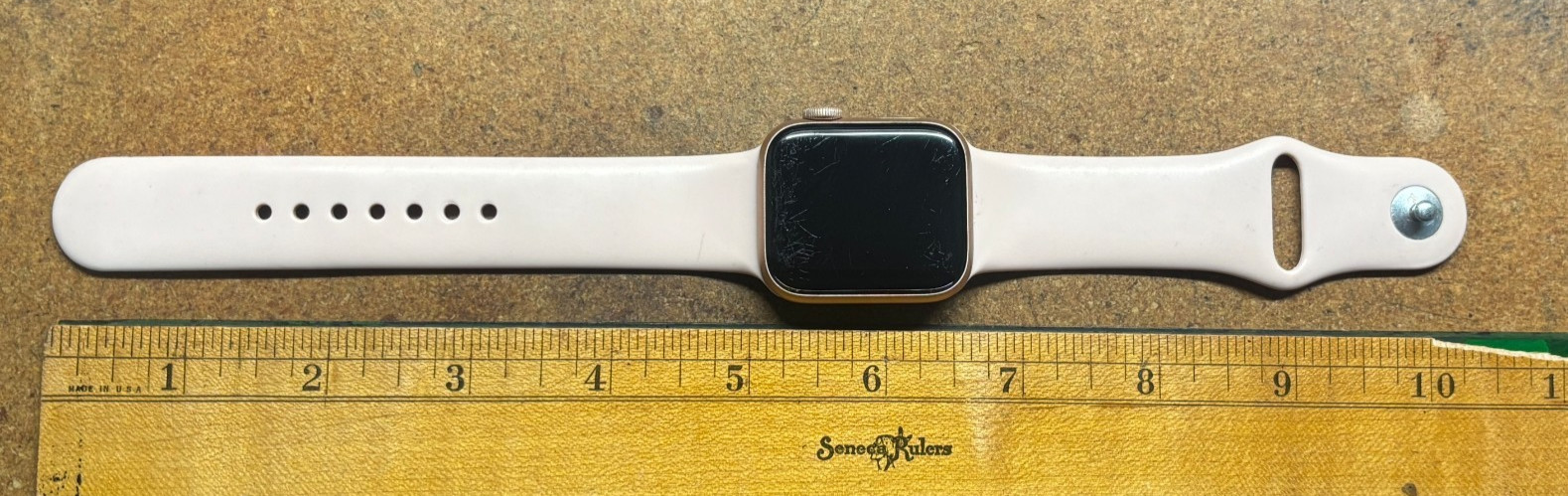 PINK APPLE WATCH SE 1st Gen A2353 40mm Watch Works 32gb GPS LTE NO CHARGE