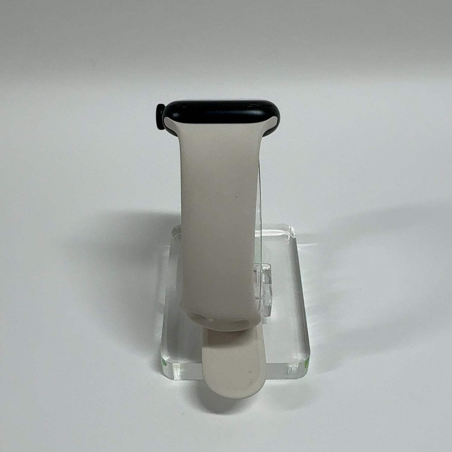 GPS Only Apple Watch SE 2nd Gen 40MM Midnight Aluminum White Sport Band
