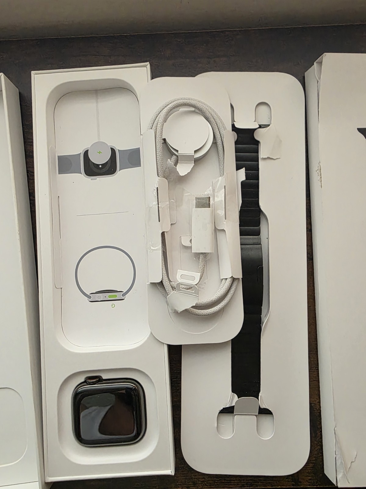 Apple Watch Series 9 41mm Stainless Steel Case with Milanese Loop GPS+Cellular