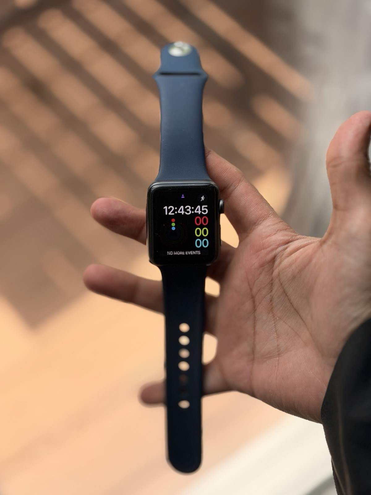 Apple Watch Series 3 42mm GPS + Cellular Space Gray Aluminum 93% Battery Health