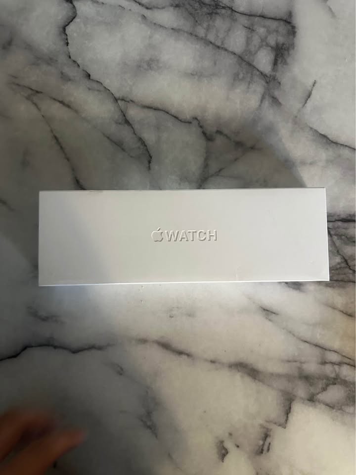 Apple Watch Series 11 46mm GPS Jet Black Case w Black Sport Band M/L MEUX4LW/A