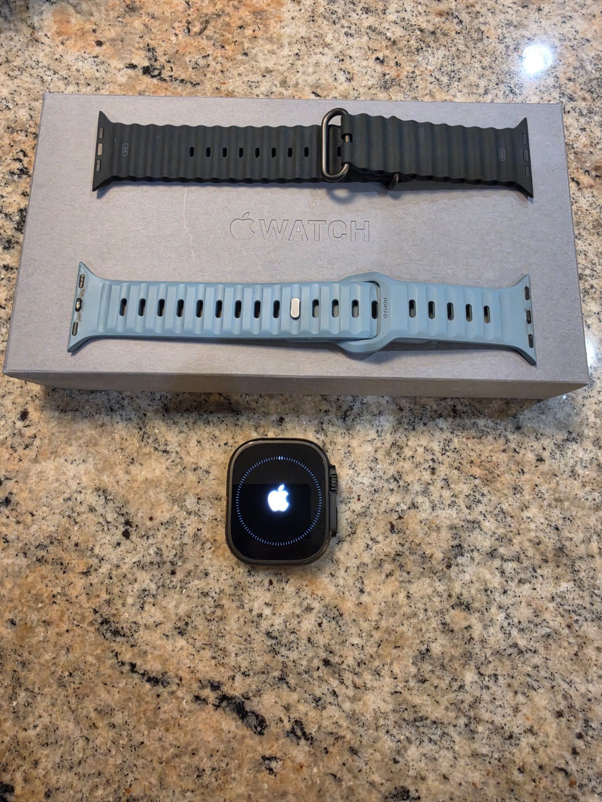 Apple Watch Ultra 3 49mm GPS + Cell Black Titanium w/ Black Ocean Band