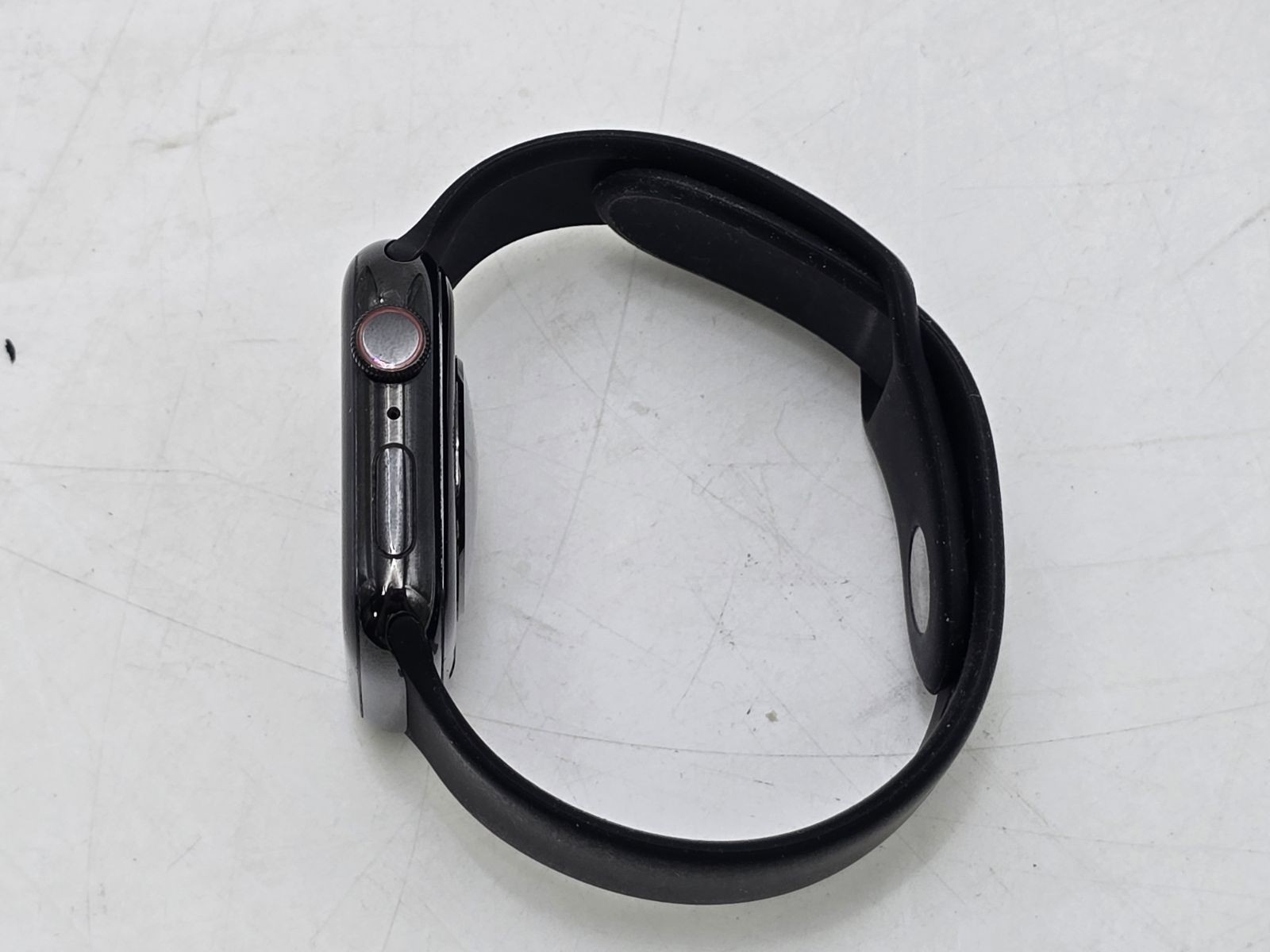APPLE WATCH SERIES 4 (GPS + CELLULAR) 44MM – SPACE BLACK CASE,BLACK SPORT BAND