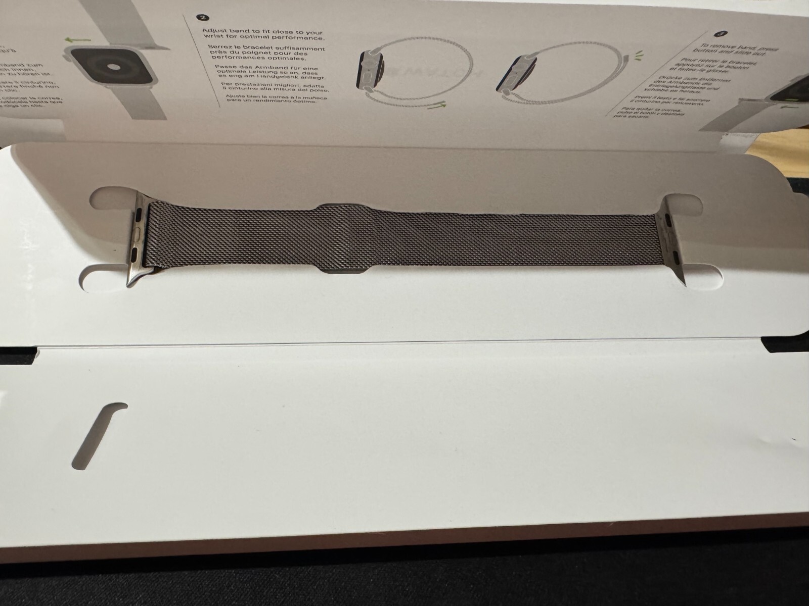Apple Watch Series 6 44mm Space Gray with Stainless Steel Milanese Loop, OEM box