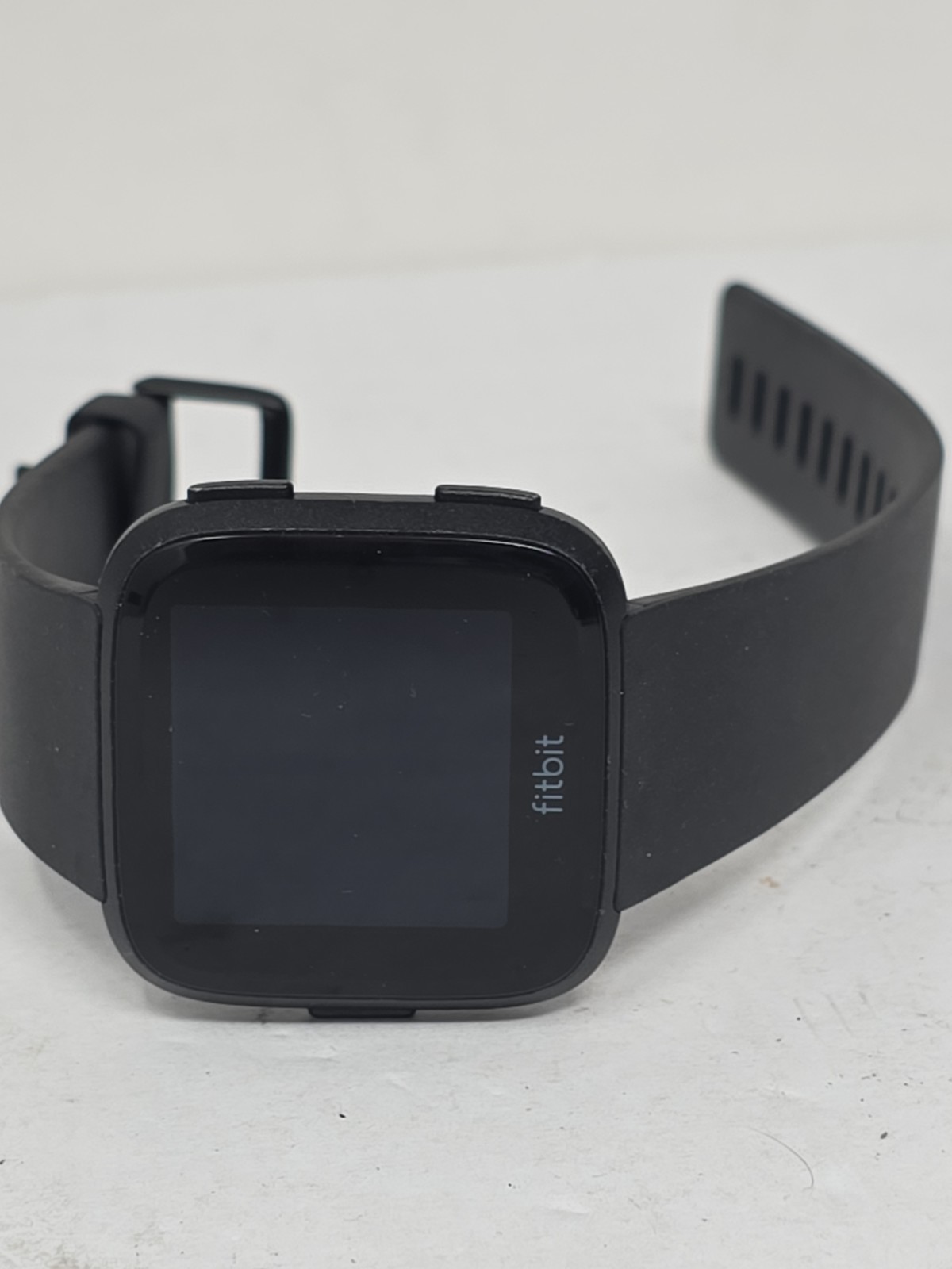 Fitbit Versa Smart Watch Fitness Tracker FB504 Activity Tracker