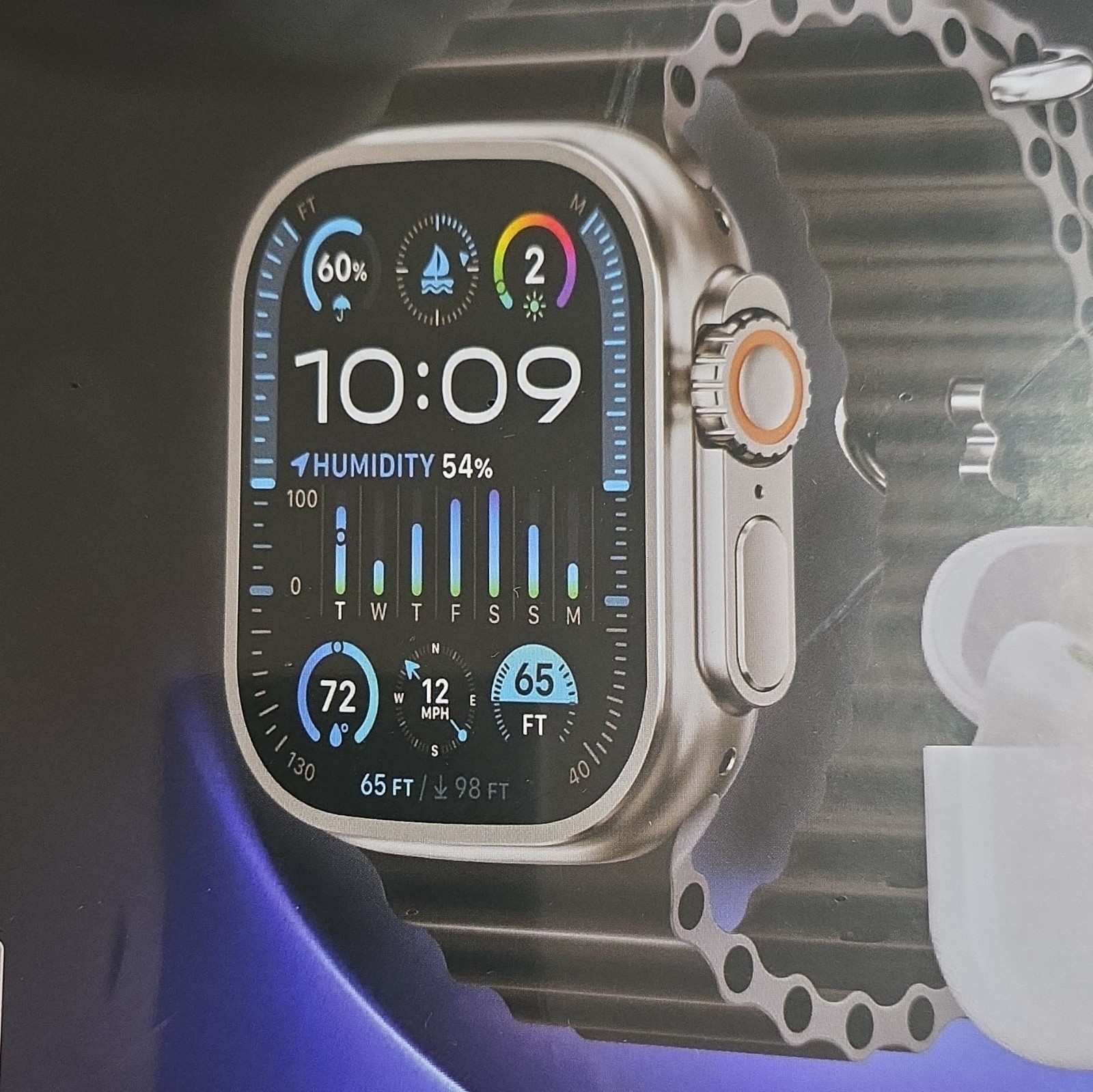 DG-11 Ultra 4 Smartwatch Super AMOLED Display, 7+1 Bands Waterproof and Ear Pods