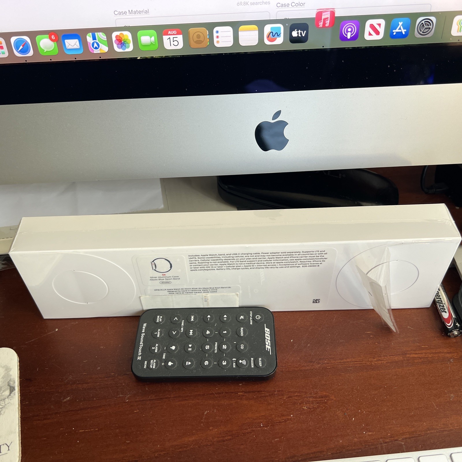 Apple Watch SE Silver aluminium Case Abyss Blue Sport Band 40MM