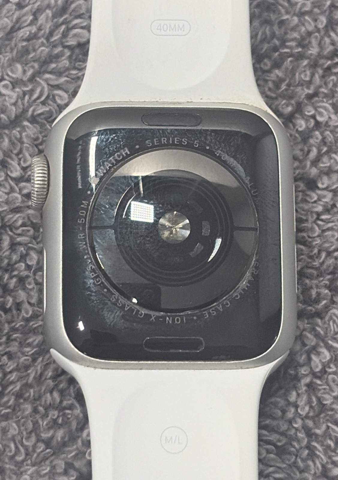 Apple Watch Series 5 44mm Aluminum Case White Silicone Band Touch Screen+ Charge