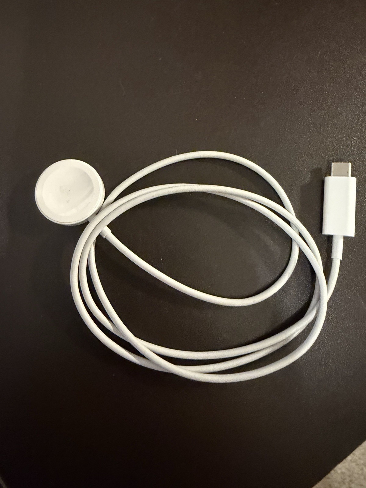 Apple Watch SE (2nd Gen) 40mm Starlight Aluminum GPS 32GB Black Band