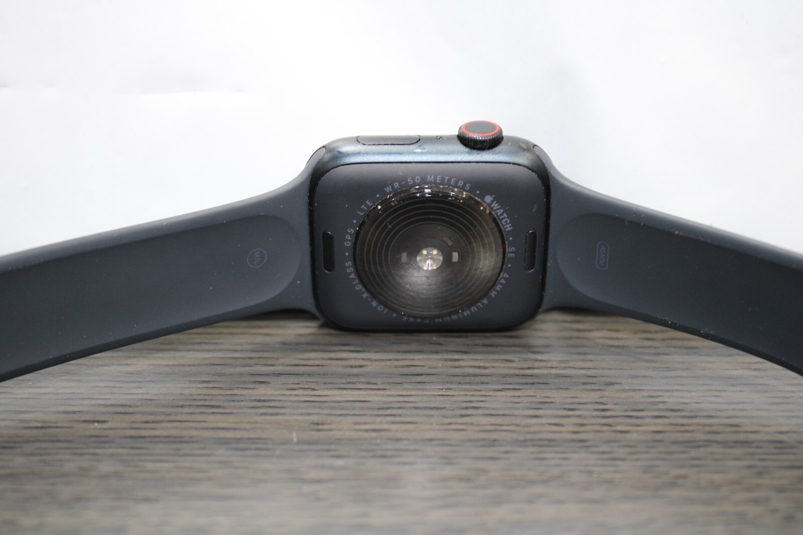 Apple Watch SE (2nd Generation) 44mm Aluminum Case Black Band – #18679R
