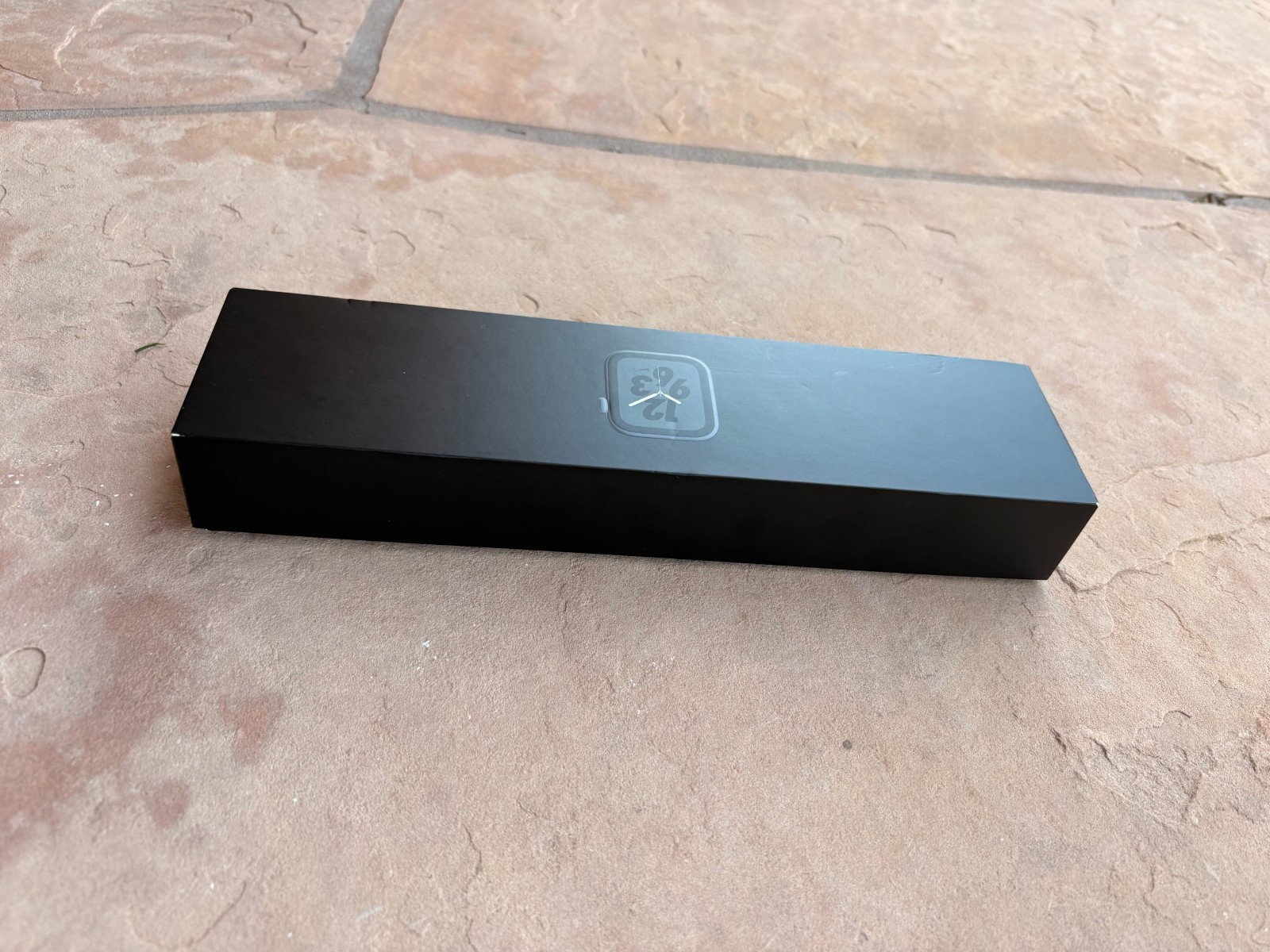 Apple Watch Series 4 GPS 44mm Space Gray Aluminum Open Box Never Used Complete