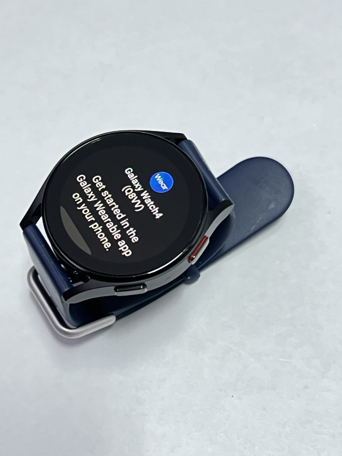 Samsung Galaxy Watch 4 40mm Aluminum Smartwatch SM-R860