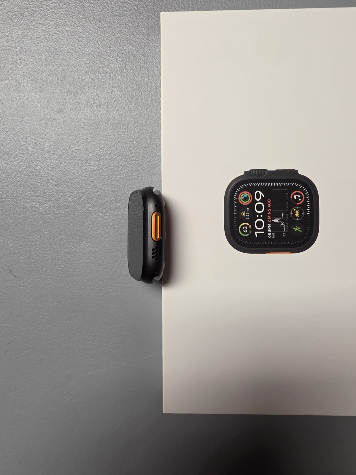 Apple Watch Ultra 2 49mm Black Titanium Case w/ Black Titanium Band 64GB