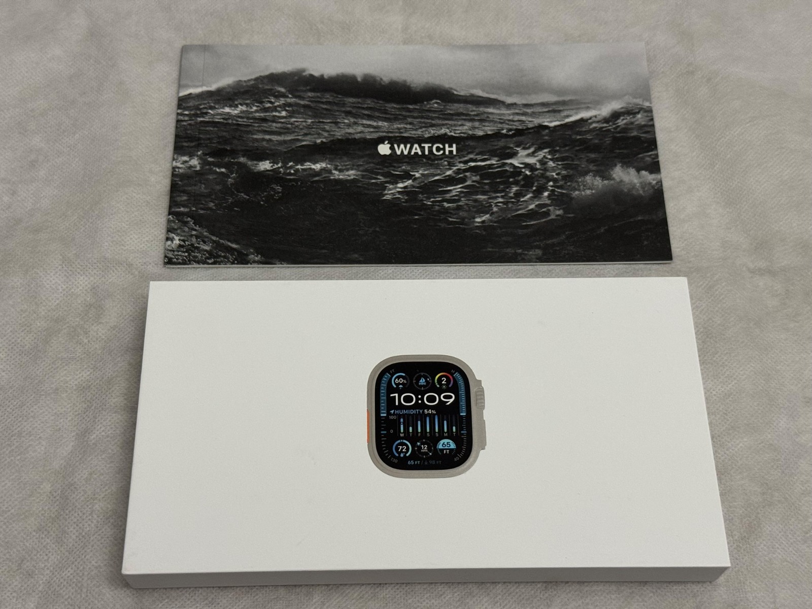 Apple Watch Ultra 2 49mm Titanium (GPS, LTE) – face only